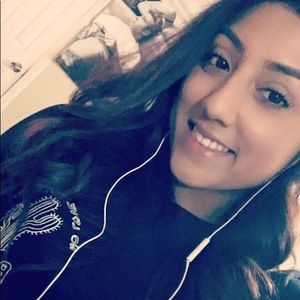 Meet your Posher, Heidi